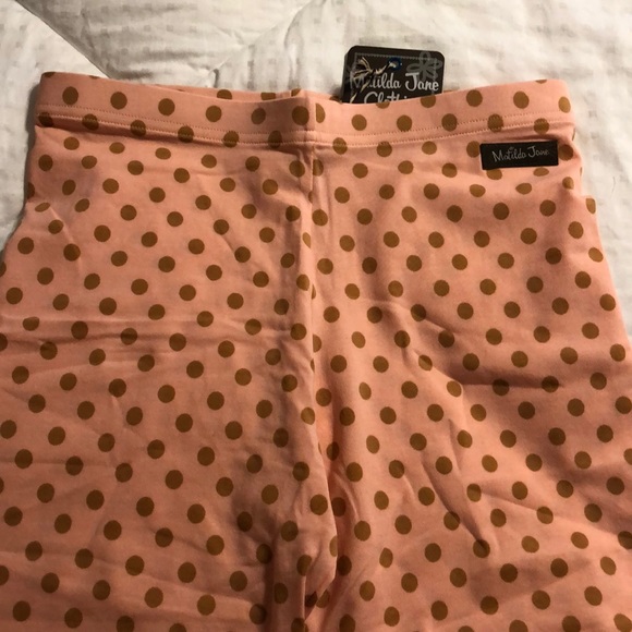 Girls light weight shorts - Picture 3 of 3